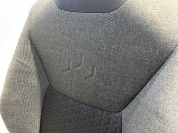 фото thumb №11, Yaris cross гибрид сиденья диван сиденье комплект материал доставка!!!