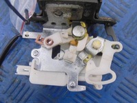 фото thumb №6, Mazda 5 замок задний крышки