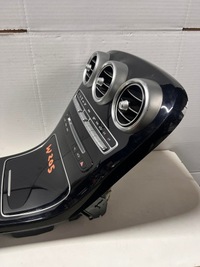 фото thumb №6, Mercedes c клас w205 205 консоль середня