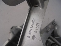 фото thumb №4, Кріплення крила лівий перед renault clio v 19-