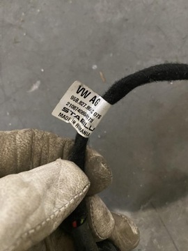 фото thumb №5, Porsche macan 95b амортизатор крышки 95b827851c