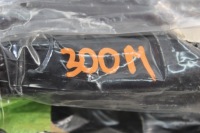 Кронштейн  направляющие порог кронштейн накладки правой bmw 7 g11 g12 комплект новая с Разборки, фото thumb