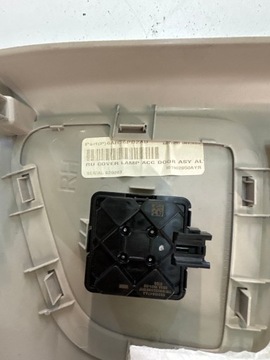 фото thumb №7, Обшивка захист кришки багажника боковина рамка chrysler pacifica 2017 - 2021