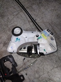 фото thumb №5, Замок двері лівий перед citroen c1 ii