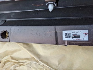 фото thumb №8, Lexus ct200h рестайлинг правая планка пороговая порог 17-