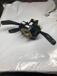 фото thumb №1, Перемикач комбінований volkswagen audi 3c9953513