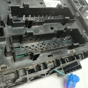 фото thumb №9, Chevrolet camaro 16- коробка запобіжників 84044723 usa