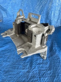 фото thumb №8, Подушка кронштейн двигателя renault fluence z.e. 112203341r 112537054r 112257612r