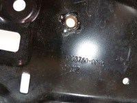 фото thumb №3, Tesla 3 кронштейн кронштейн радара 1103760-00-c оригинал