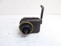 фото thumb №1, Peugeot 306 lift 99-01 моторчик регулировки фара колодка штекер