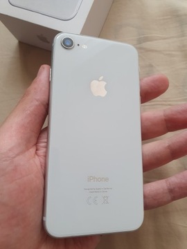 Smartfon Apple iPhone 8 64gb silver