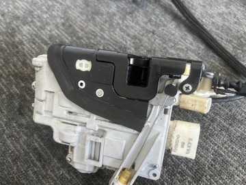 фото thumb №12, Audi a7 c7 s line 3.0 tdi 2011r замок дверь правый зад оригинал европа