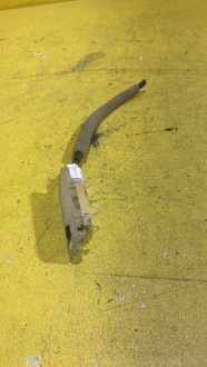 фото thumb №1, Mazda 6 - лампа освещение салона - правый задняя