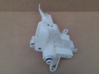 фото thumb №1, Toyota rav4 lift 15- бачок омивача