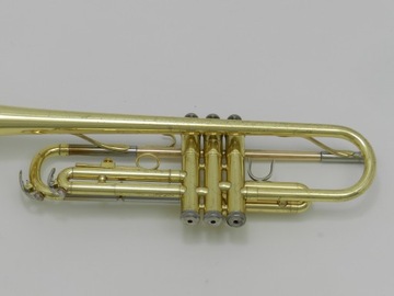 Труба Yamaha YTR-2320 Bb, сделано в Японии DR24-085