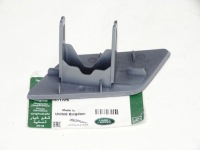 фото thumb №3, Заглушка распылителя w бампер range velar sva