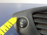 фото thumb №5, Scenic iii решітка повітропровід середня 682600031r