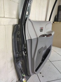 фото thumb №7, Дверь перед правая сторона toyota sienna 3 2011