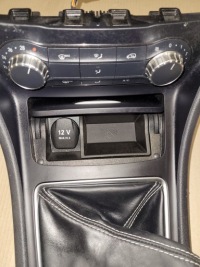 фото thumb №4, Mercedes w176 панель рамка пепельница ручка