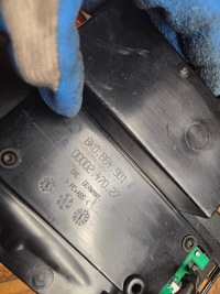 фото thumb №5, Кронштейн бардачок телефона станция audi a4 b8 8k0864981f