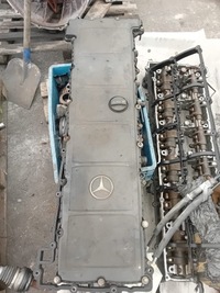 фото thumb №1, Крышка клапанов mercedes actros mp4 om471