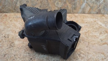 фото thumb №8, Корпус фильтра воздуха renault clio iii 1.5 dci 8200309636