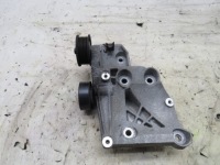 фото thumb №1, Кронштейн кронштейн генератора zafira c 2.0 cdti