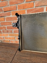 Jeep grand cherokee wk commander xk 5-10r 3.0 crd радіатор води в Україні, фото thumb