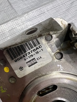 фото thumb №3, Jeep cherokee kl радиатор основание фильтра масла 05047370ac