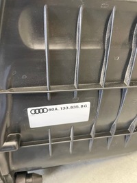 фото thumb №8, Корпус фильтра воздуха q5 80a 2.0 tdi 23r идеальное состояние