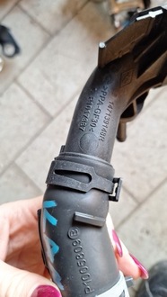 фото thumb №2, Шланг труба повітря renault kangoo iii 147139148r