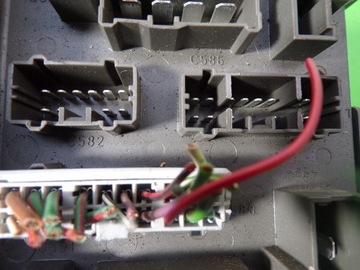 фото thumb №9, Land rover freelander i 2.0 дизель коробка модуль предохранителей 518823208