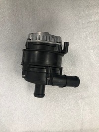 фото thumb №1, Насос води vw passat 04l965567a.....