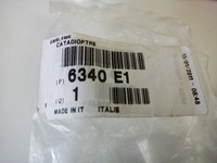 фото thumb №5, Оригинальный отражатель бампера задняя правый citroen c6