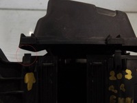 фото thumb №5, 207 lift 1,4ehdi коробка предохранителей корпус