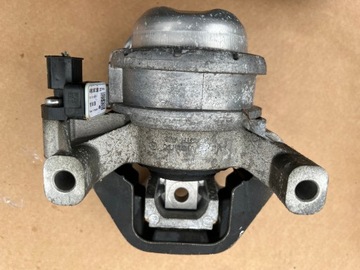 фото thumb №8, Audi a8 s8 d4 4,0tfsi подушка двигателя 4h0199255aa