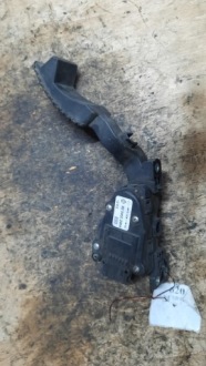 фото thumb №1, Потенциометр газа renault laguna 1.9d 02r