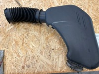 фото thumb №1, Резонатор воздухозаборник воздуха dodge charger ii gen vi 04861926af 6801