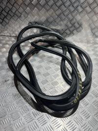 фото thumb №1, Прокладка кузовная дверь перед левая audi a3 8y 20-