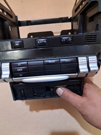 фото thumb №2, Porsche cayenne 1 i 7l рамка корзина карман радио панель