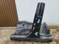 фото thumb №1, Поріг лівий блок двигуна чверть mercedes gle w292 coupe