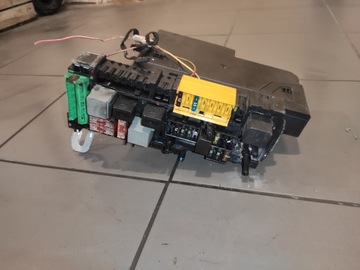 фото thumb №7, Mercedes c-klasa w204 коробка предохранителей модуль sam a2049000902 bdb