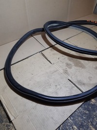 фото thumb №8, Audi a3 8p 3d прокладка дверь левая передние левый перед 8p3831721j