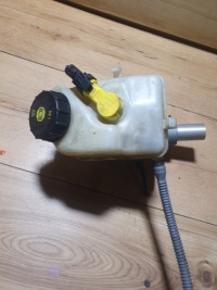 фото thumb №1, Бачок рідина гальмівний opel insignia a 08-14