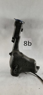 фото thumb №1, Mercedes 204 212 207 бак омывателя