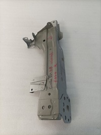 фото thumb №1, Toyota corolla e21 hb кронштейн поперечина правый