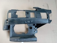 фото thumb №1, Mercedes w171 r171 3.5 v6 направляющая правый бампера перед a1718850265