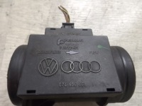 фото thumb №2, Витратомір volkswagen vento 074906461