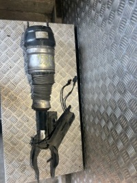 Купити Амортизатор перед передній лівий airmatic mercedes w166 ml a1663204166, фото thumb