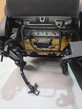 фото thumb №8, Сидіння диван салон ford puma ii mk2 червона nić